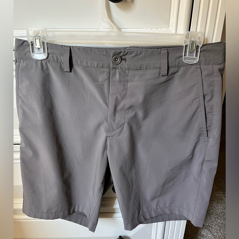 Vineyard Vines Stillwater performance golf shorts